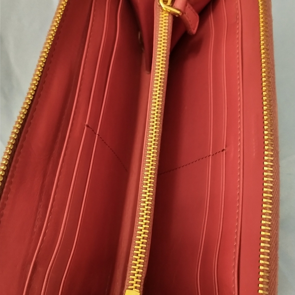 MIU MIU(Made in Italy) Pink Women's Wallet - Picture 11 of 15